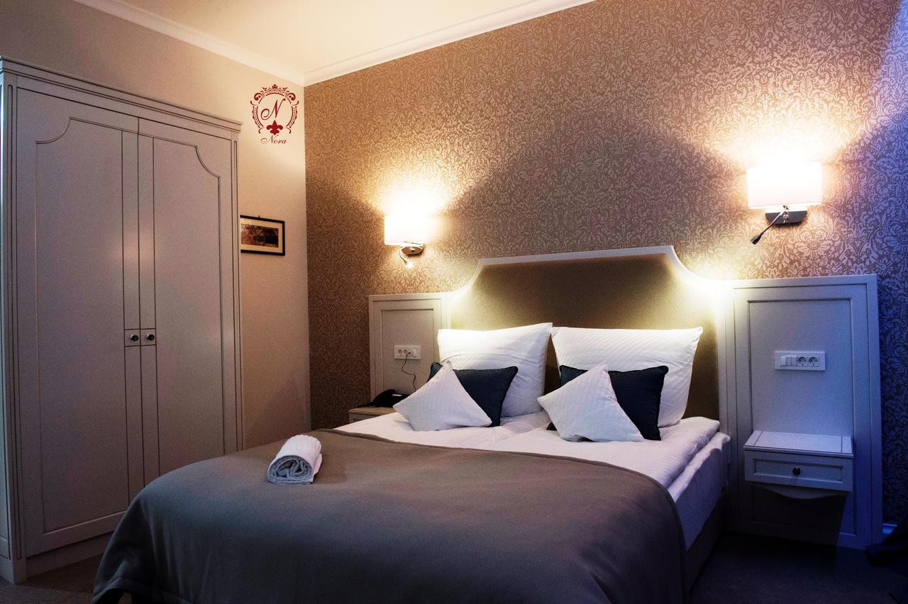 Pensiunea Nora Prestige&prestige Art Hotel 4*